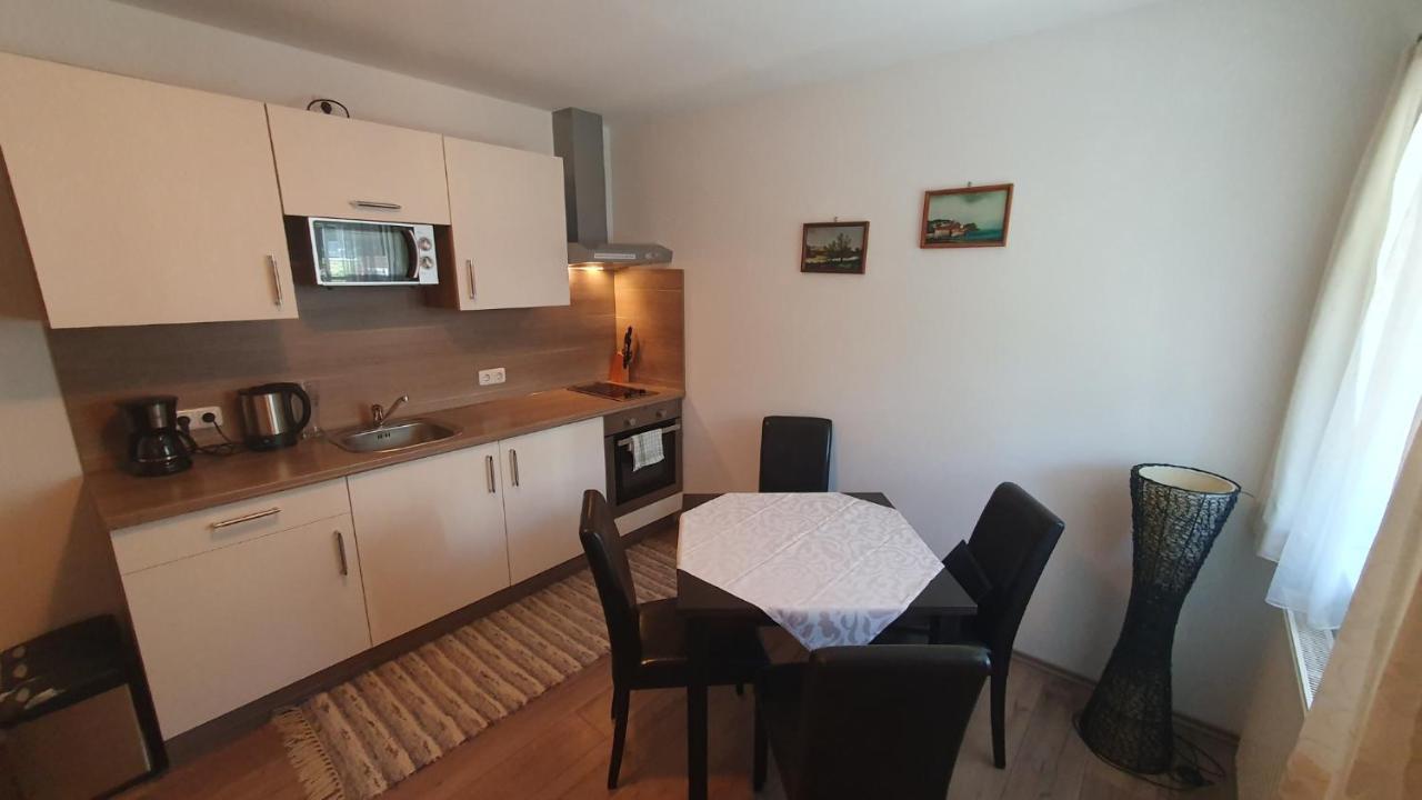 Apartman Tauplitz Skiing, Hiking, Bike, Cross Country - Haus Sandlweber Obersdorf Eksteriør billede